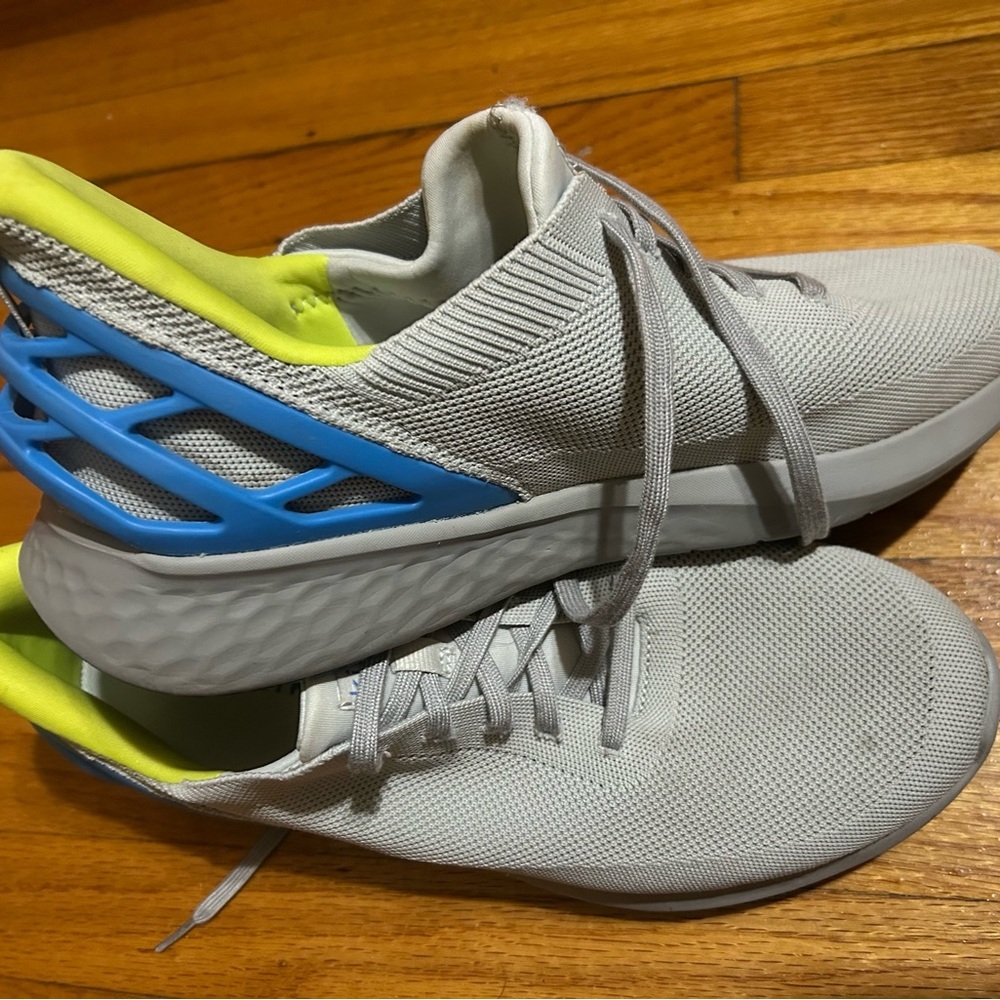 Kizik Athens Mens Size 14 Hands Free Athletic Running Shoes Nimbus Gray